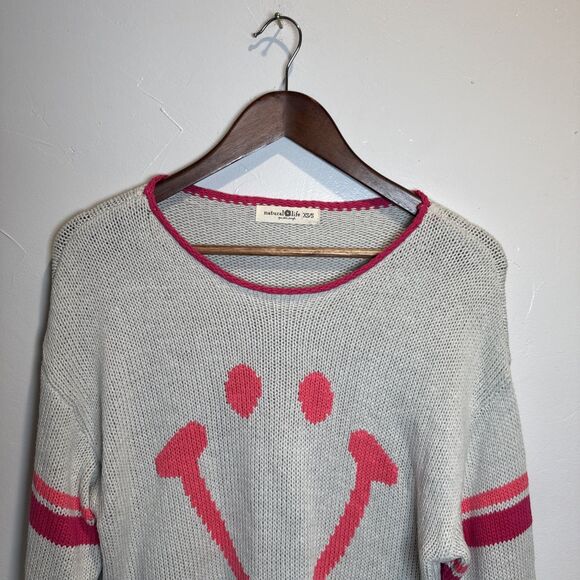 Natural Life Smiley Face Sweater Light Gray Women's Size XS/S - Picture 2 of 12